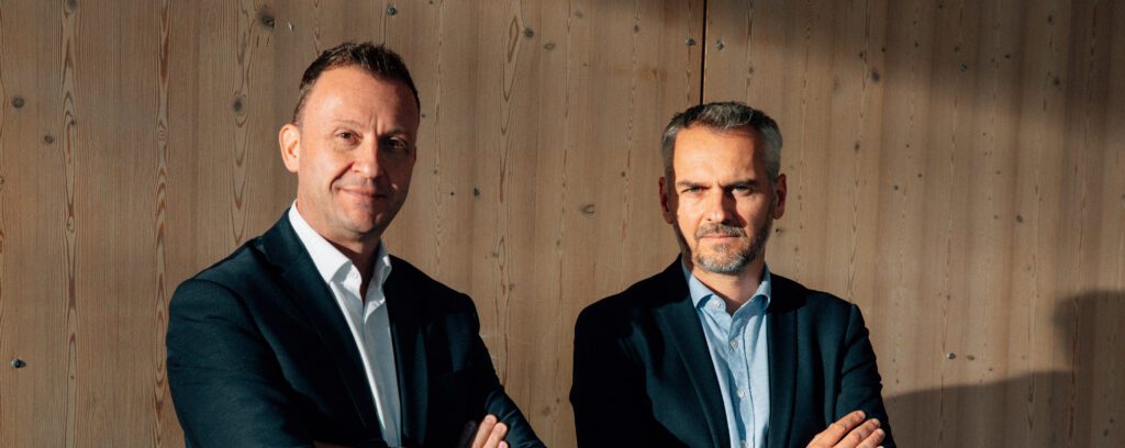 Jérôme Desbois, data et IA manager, et Grégory Louchet, directeur du Développement Entreprises et Institutionnels de la Caisse d'Épargne Bourgogne-Franche-Comté