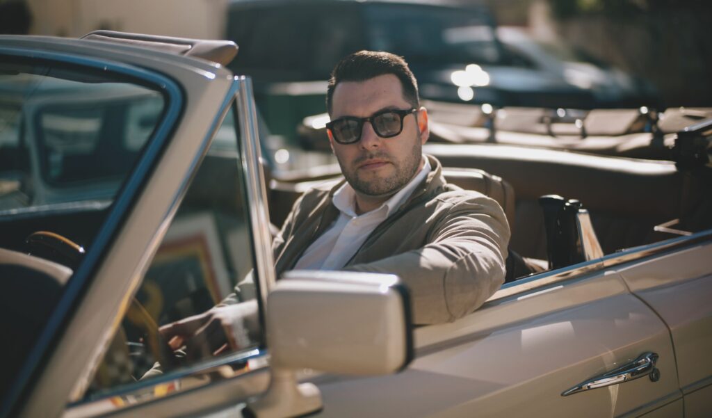 LONDON GARAGE · GARAGE D’EXCEPTION